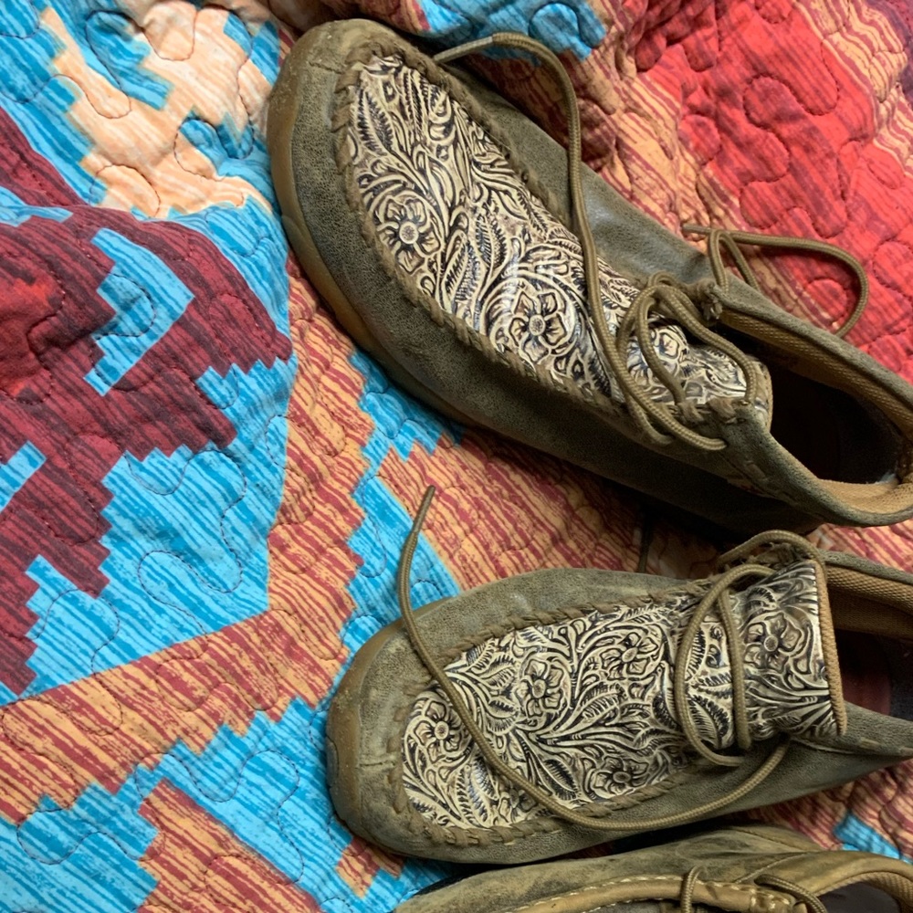 Tooled Twisted X’s